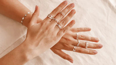 Como combinar o seu anel e bracelete?